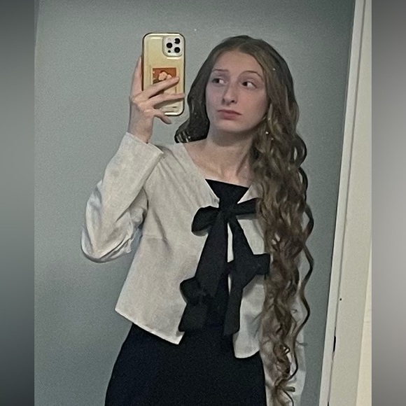 Meet your Posher, Hannah - Picture 5 of 5